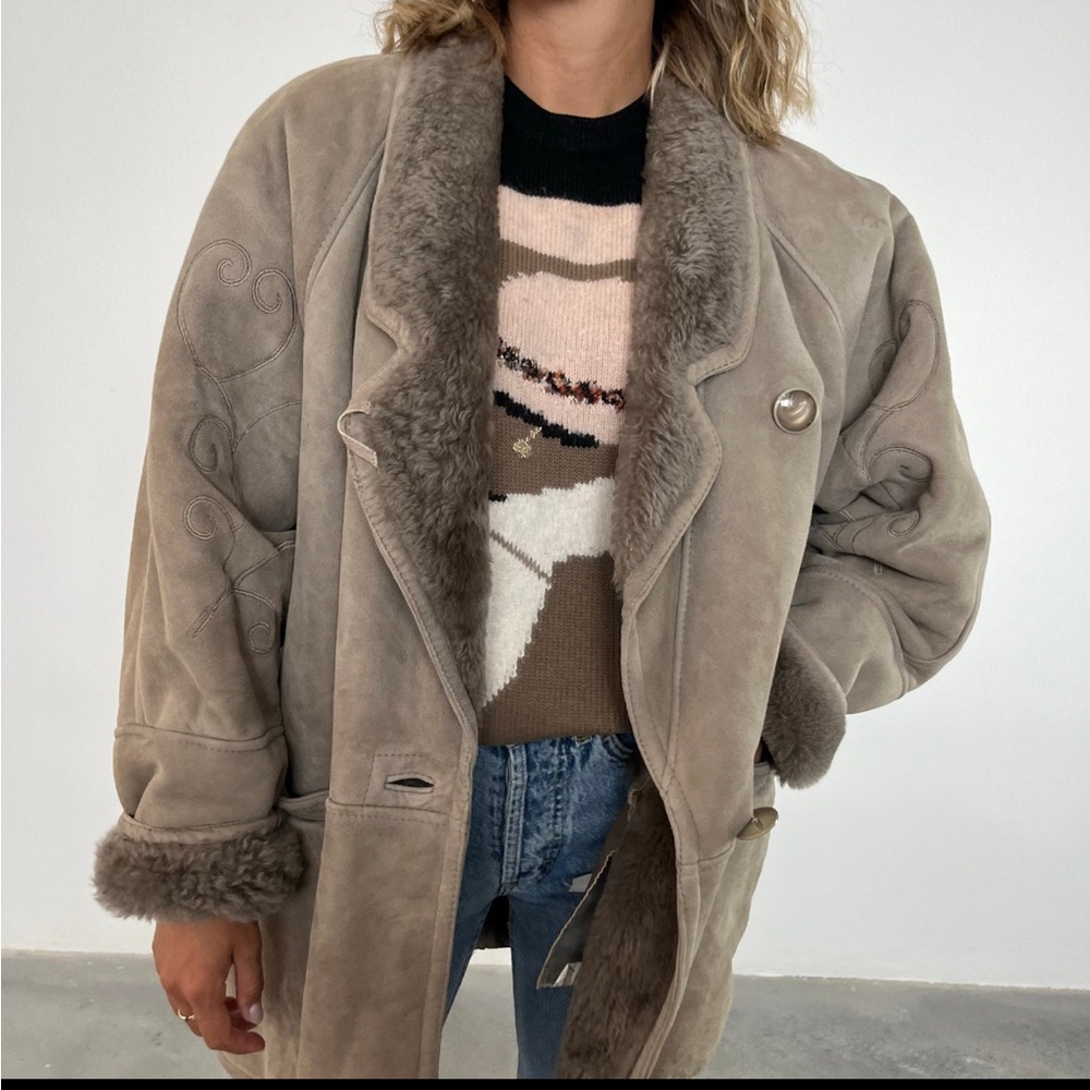 Original 80s Vintage Taupe Shearling Relaxed Coat - Women’s Oversized Sheepskin